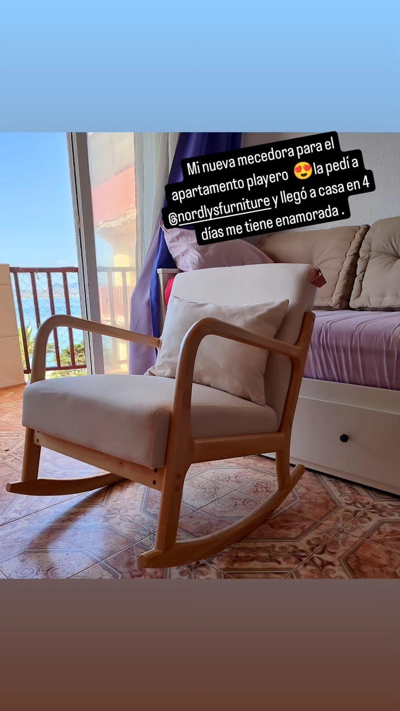 Customer photo review of Rocking chair en bois massif et tissu beige