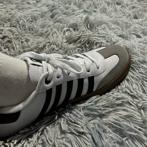 Customer photo review of Tenis Francis Court Women