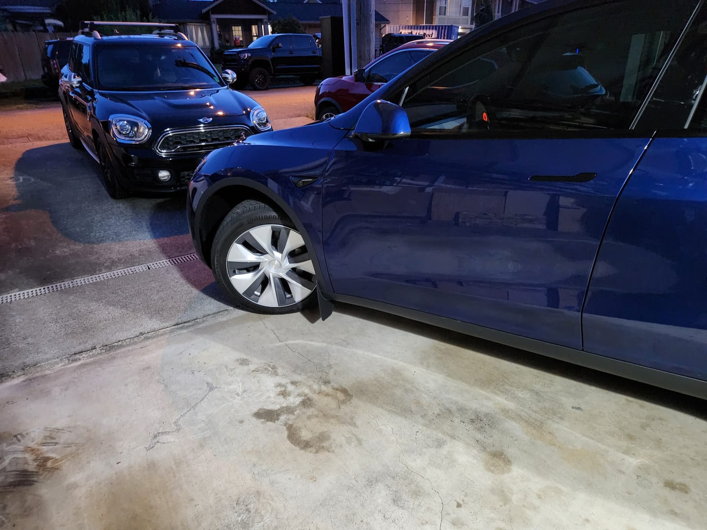 Customer photo review of TESPLUS 19'' Arachnid Style Wheel Cover for Model S/Y