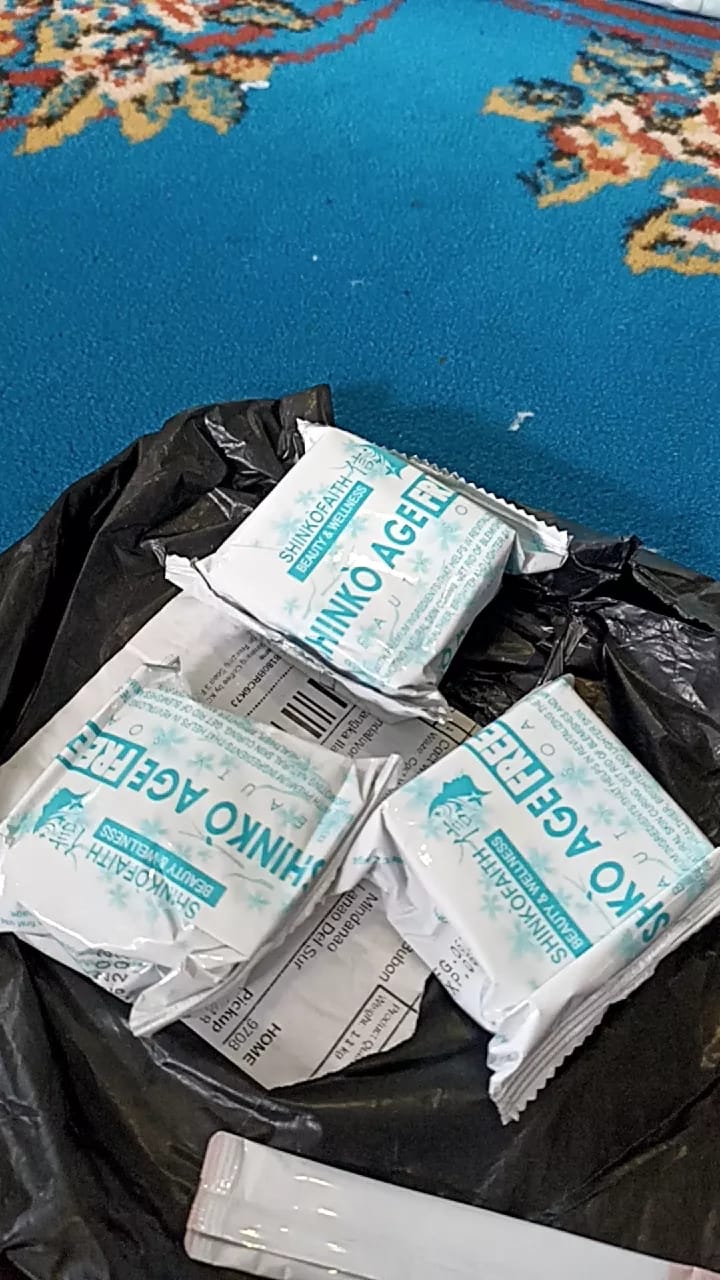 Customer photo review of SHINKO AGE FREEZE WHITENING SOAP