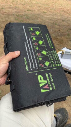 Customer photo review of ALLPOWERS SP012 Solar Panel 100W
