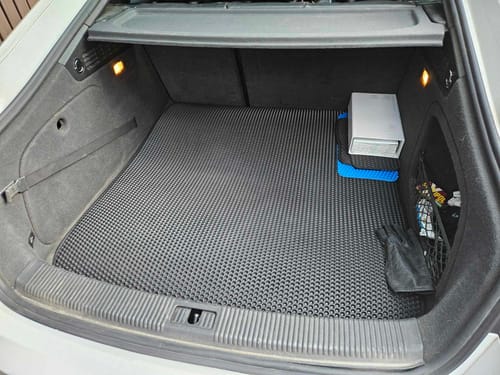 Customer photo review of Mata do bagażnika na wymiar