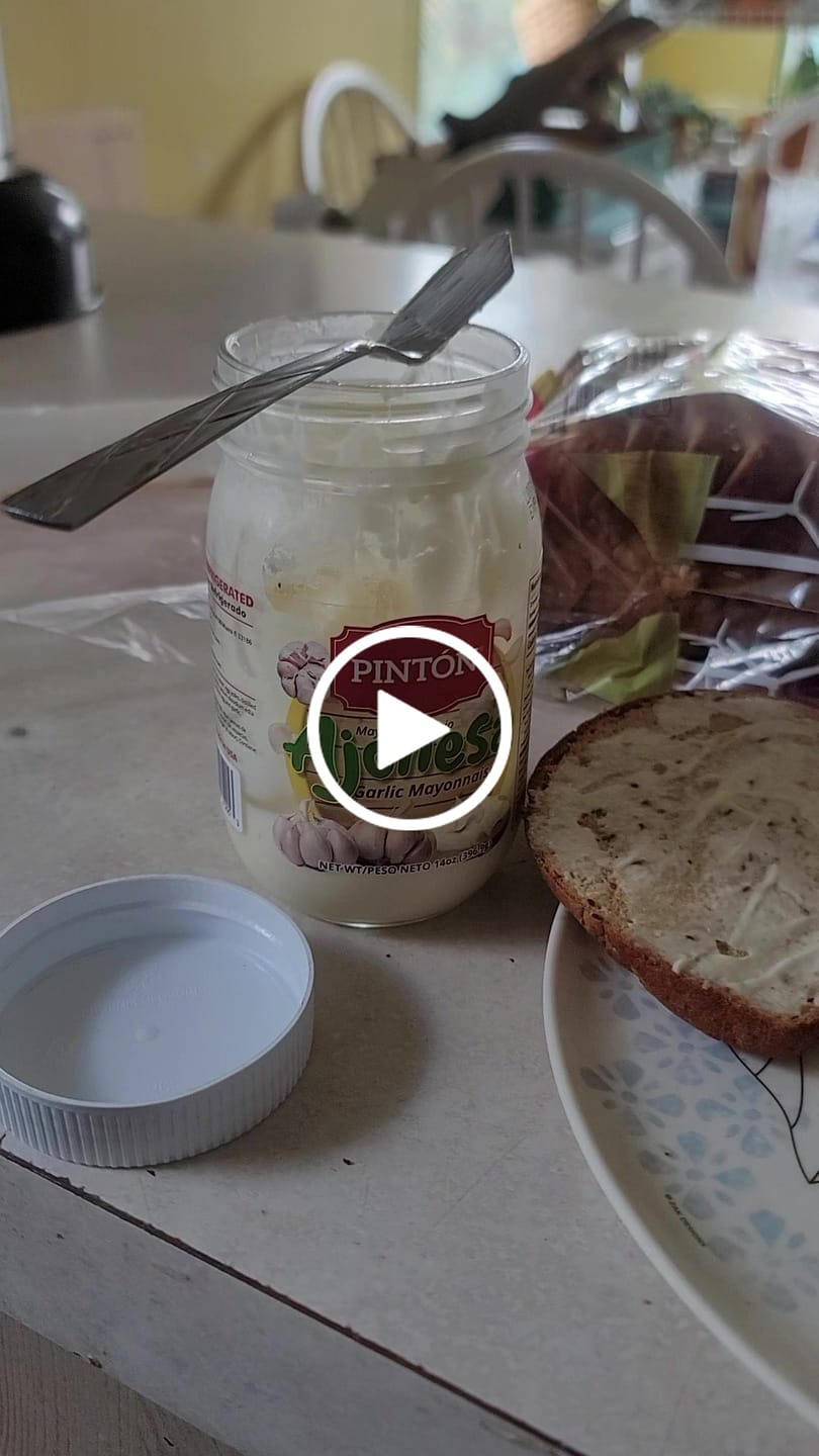 Customer video review of Ajonesa, Mayonesa de Ajo