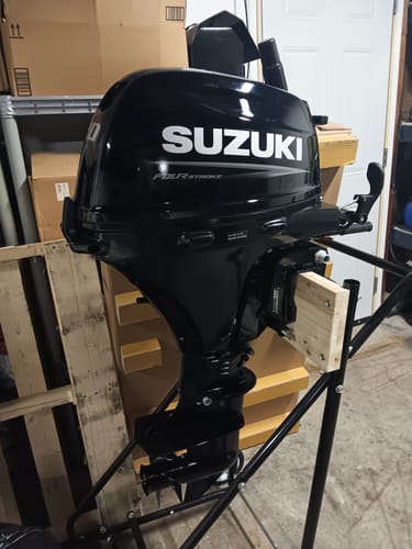 Customer photo review of Suzuki 20 HP Outboard Motor - Model DF20AS5