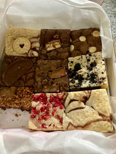 Customer photo review of Brownie & Blondie Mixed Box