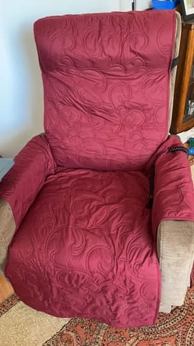 Customer photo review of 100% Waterproof Recliner Slipcover Flower For 1/2/3 Seats