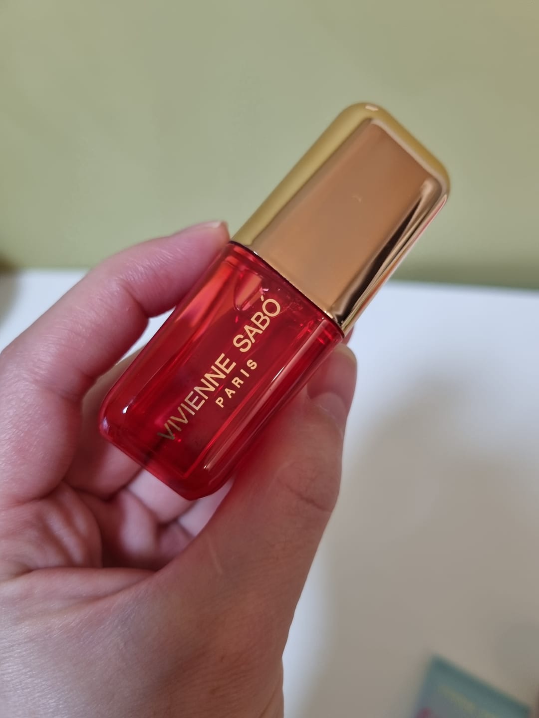 Customer photo review of Олио за устни Плодово Сорбе Sirop de fruits Vivienne Sabo
