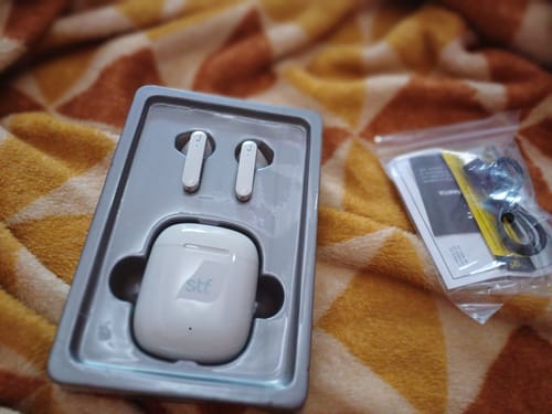 Customer photo review of Audífonos inalámbricos True Wireless | STF Nordic | Con Micrófono Blanco