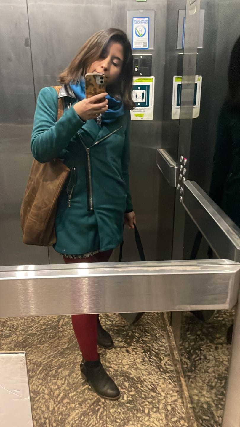 Customer photo review of Cartera Tote
