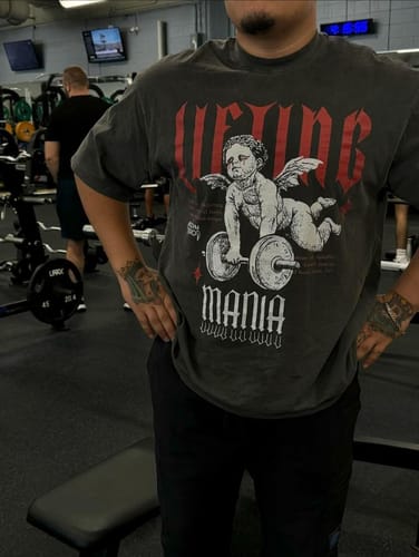 Customer photo review of washed t-shirt (lifting mania)