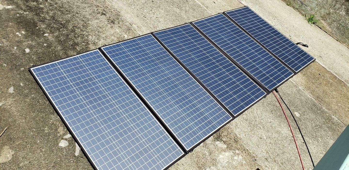 Customer photo review of ALLPOWERS SP037 Portable Solar Panel 400W