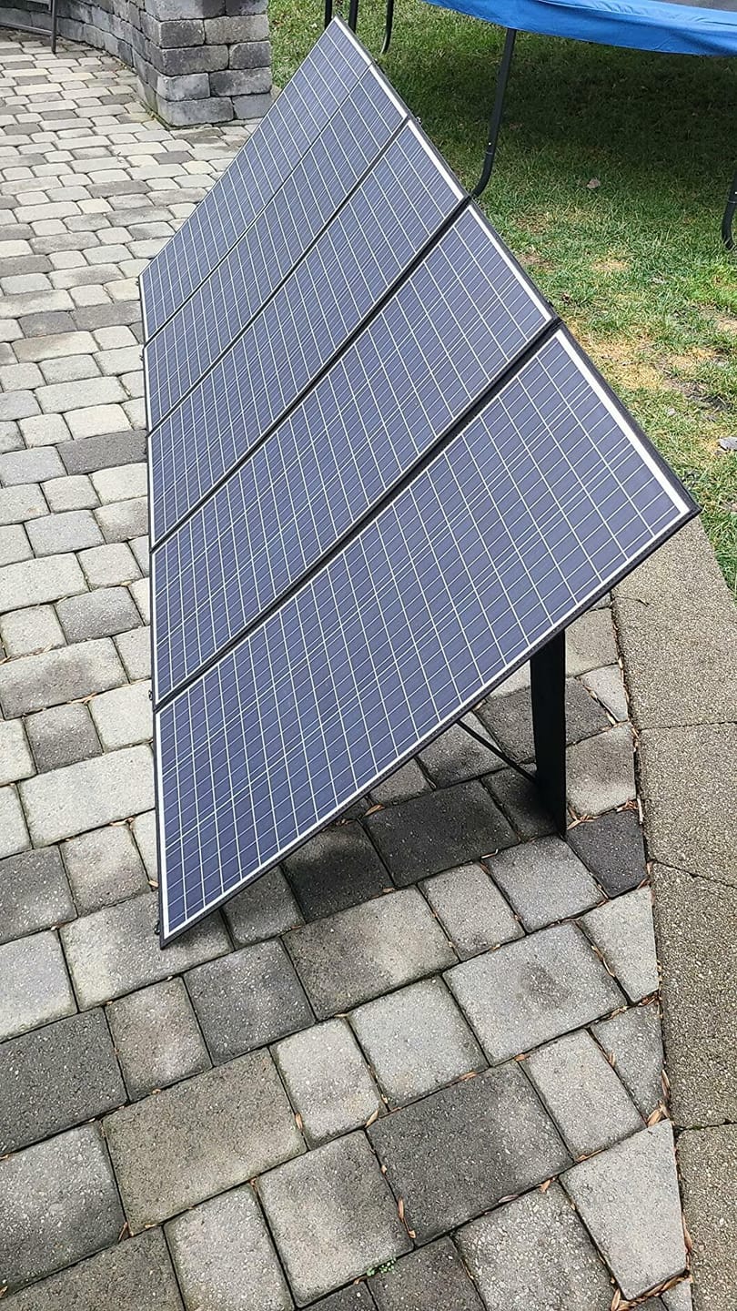 Customer photo review of ALLPOWERS SP037 Portable Solar Panel 400W