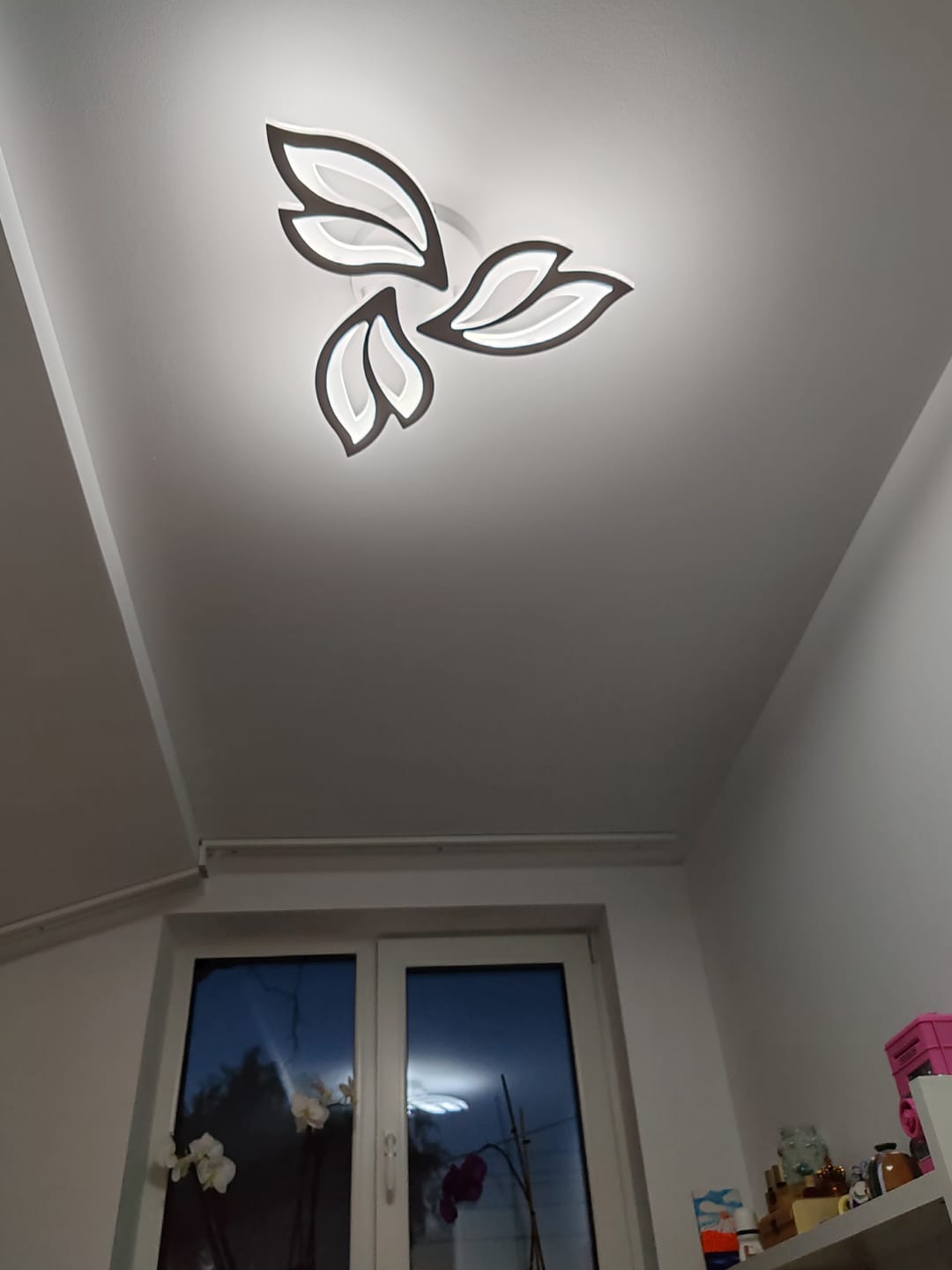 Customer photo review of Lustra LED Mini ANEMONE Echivalent 300W Telecomanda