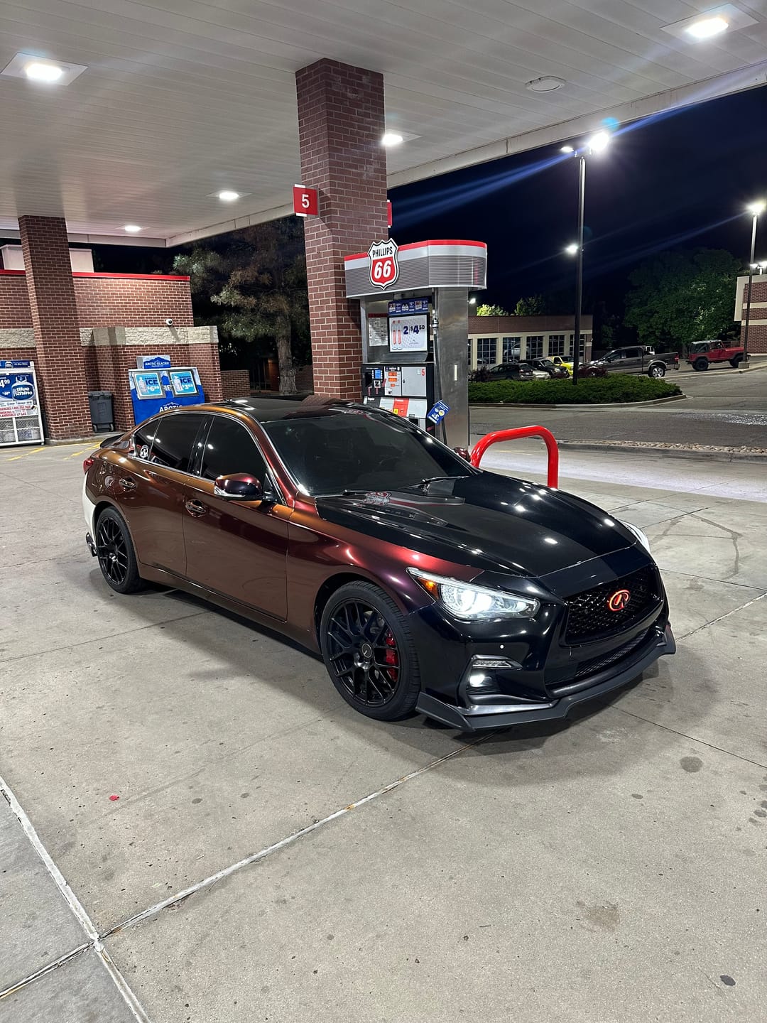 Customer photo review of Rainbow Drift Black Red Vinyl Wrap