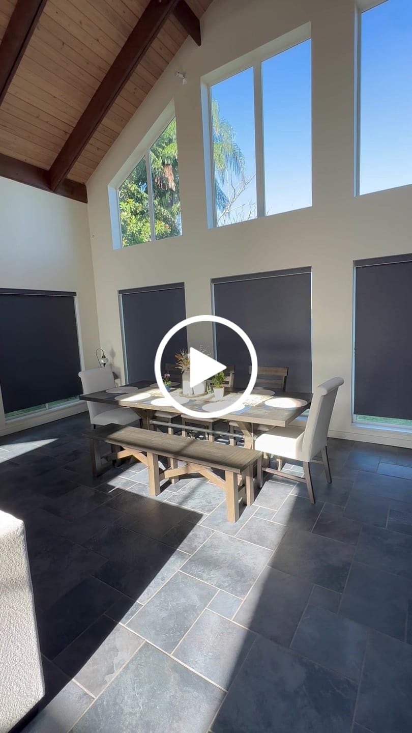 Customer video review of SmartWings Motorized Roller Shades 100% Blackout Eclipse