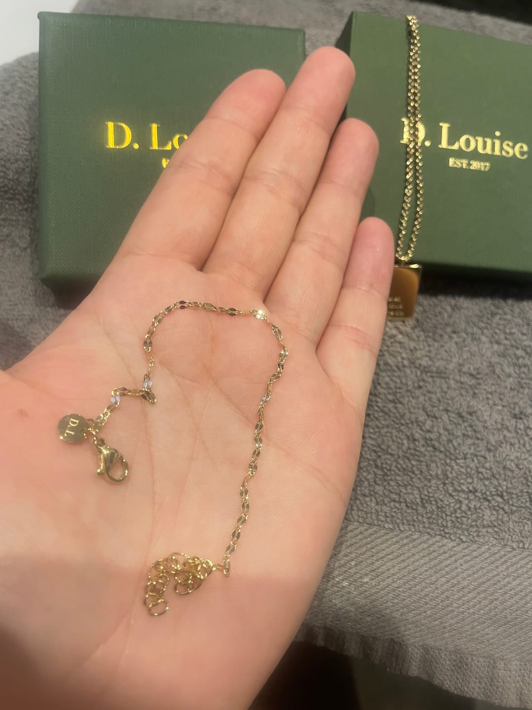 Customer photo review of Single Dainty Bracelet