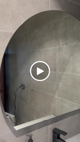 凱文 review of 圓弧造型 無框半圓牆壁掛鏡 image 1 out of 1