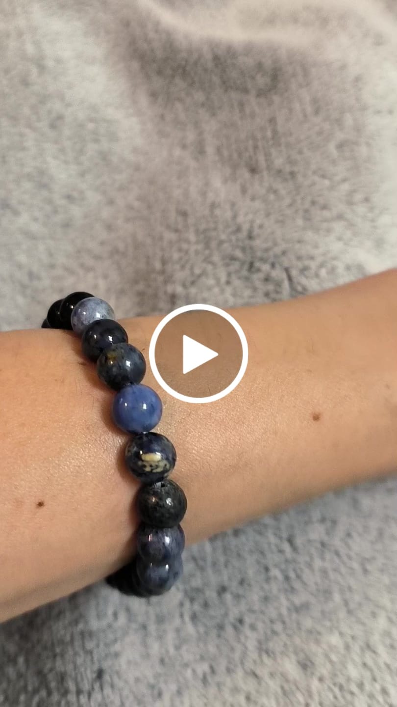Customer video review of Bracelet Dumortiérite
