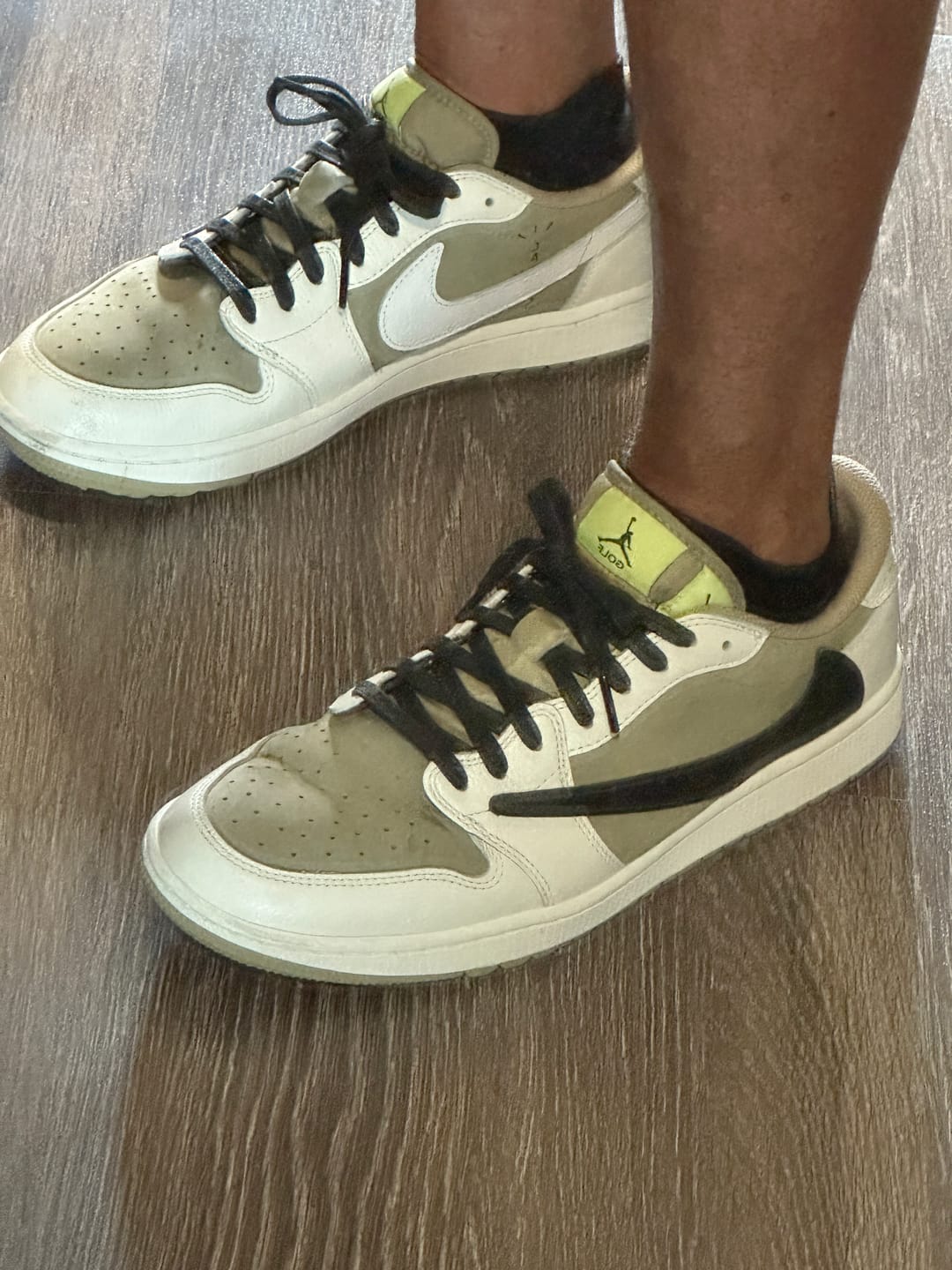 Rodney E. review of Travis Scott x AJ1 Low 'Golf'