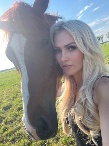 Customer photo review of Sassy Mess