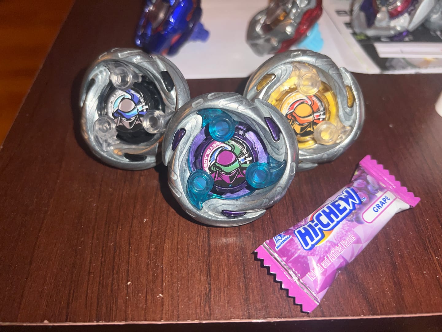 Customer photo review of [Pre-order] Full-Set Takara Tomy Beyblade X UX-05 Random Booster Shinobi Shadow