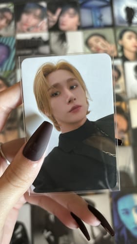 Customer photo review of PREMIUM PHOTOCARD SLEEVES - PURPLE VERSION (57x88MM)