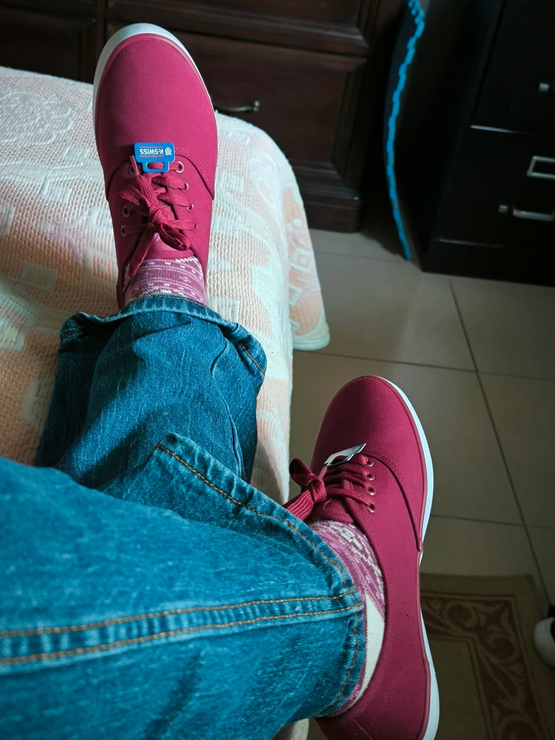Customer photo review of Tenis Beverly Women