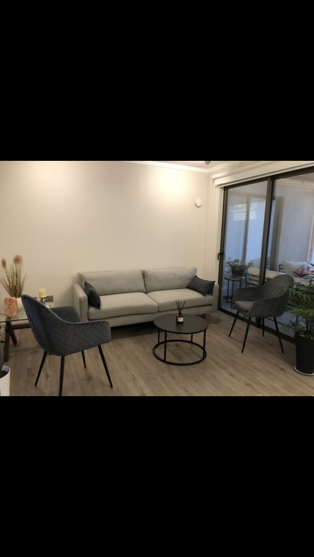Customer photo review of Mesa de centro circular metal BLACK