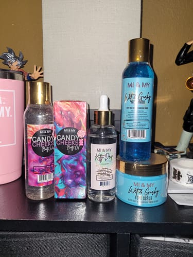 Customer photo review of Bomb Kitty Yoni Oil