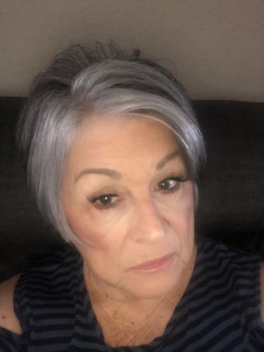 Customer photo review of lip gloss peaceful