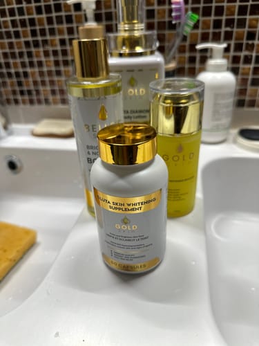 Customer photo review of GLUTA DIAMANT Lait de corps teint métisse