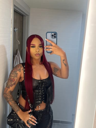 Customer photo review of LOW RISERS (BLACK DENIM)