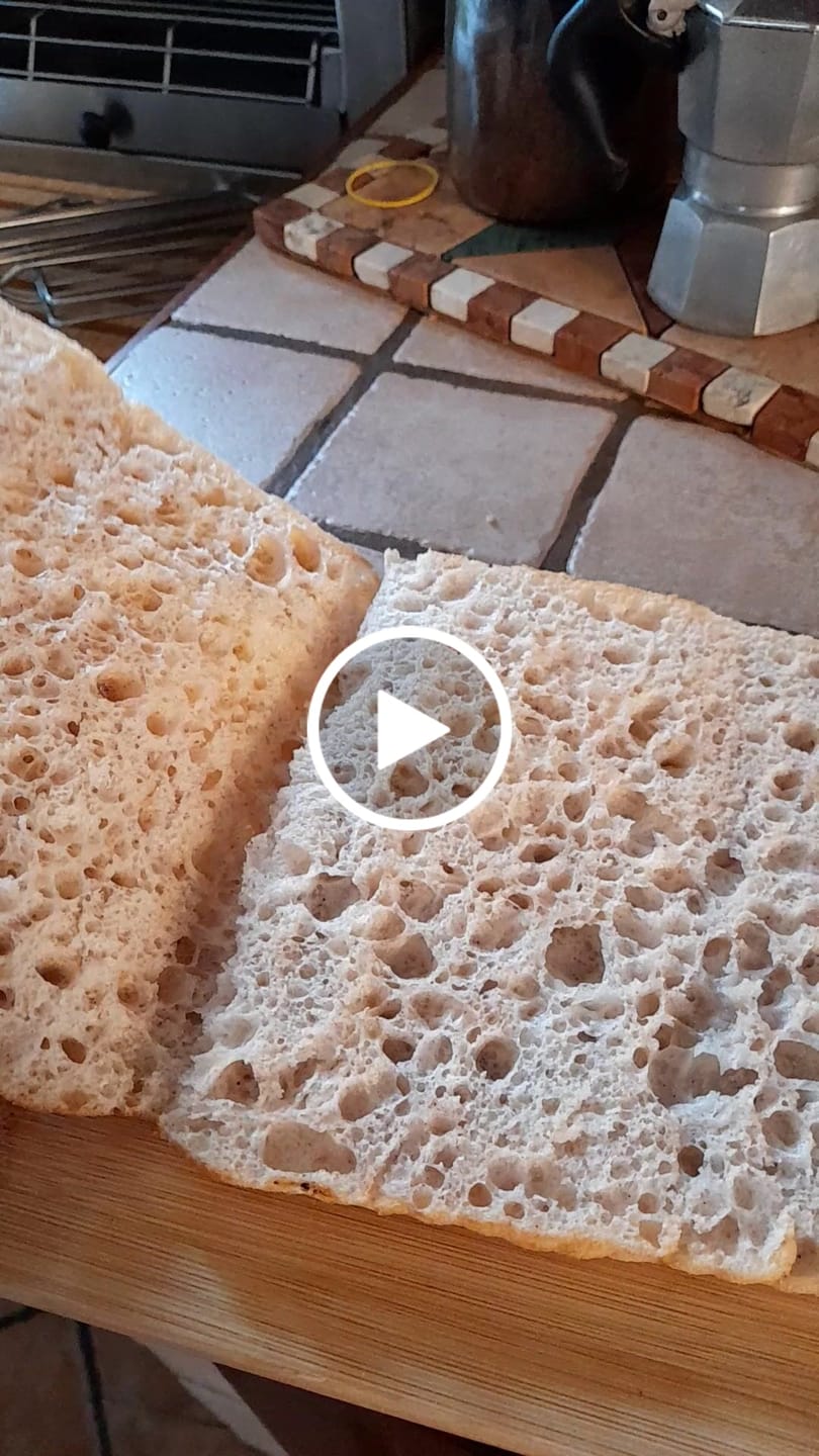 Customer video review of Teglia SENZA GLUTINE E LATTOSIO