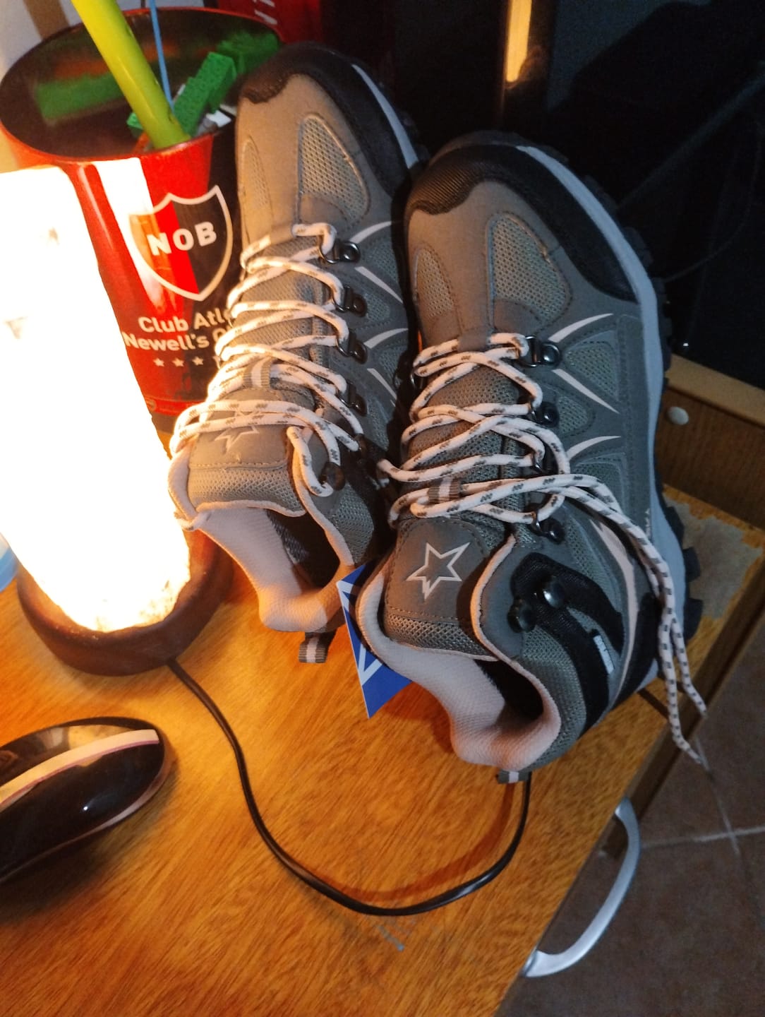Customer photo review of Botas Alaska Jade Waterproof Trekking Mujer Oliva