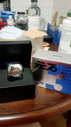 Customer photo review of Skyworth Mini Pebble Electric Shaver with Li-Ion Battery IPX7 Waterproof