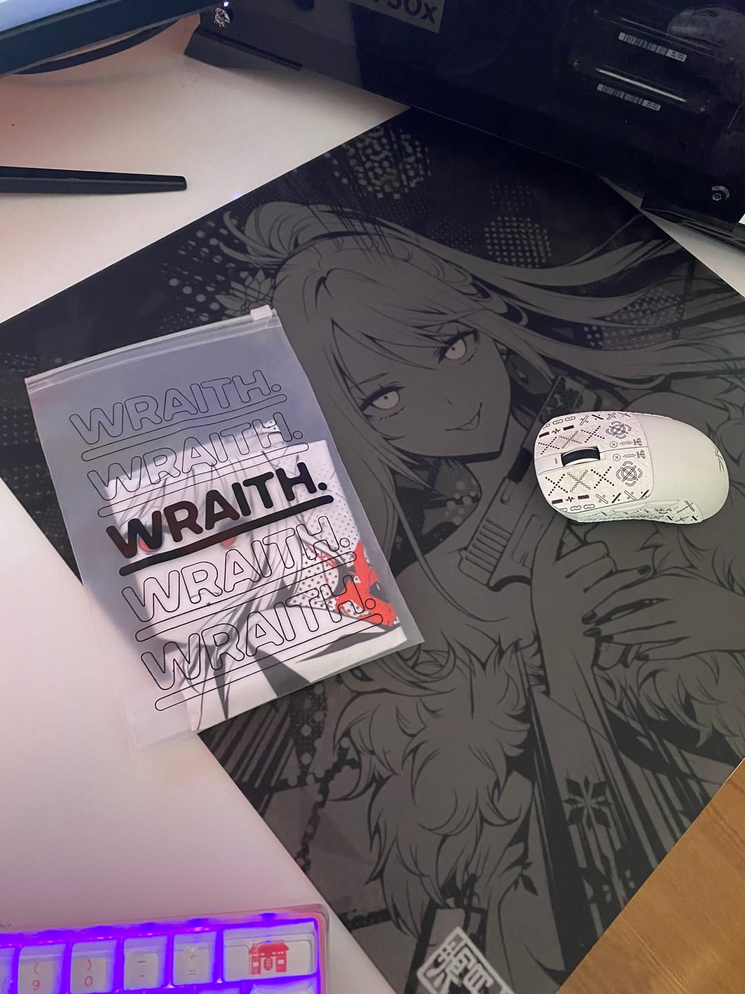 Customer photo review of Wraith Cosmic Glass V2 Cam Mousepad