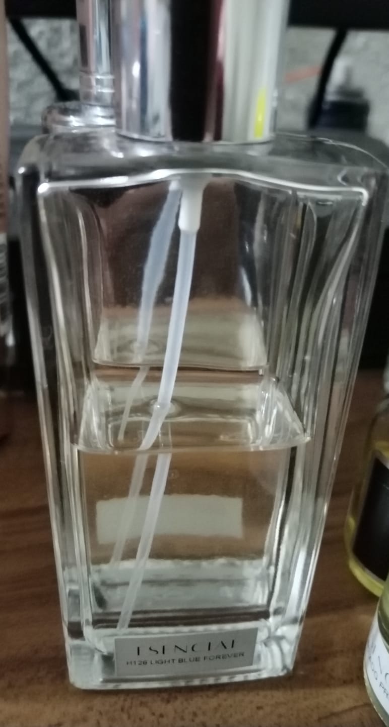 Customer photo review of H126 Inspirado en: Light Blue Forever pour Homme - Dolce & Gabbana