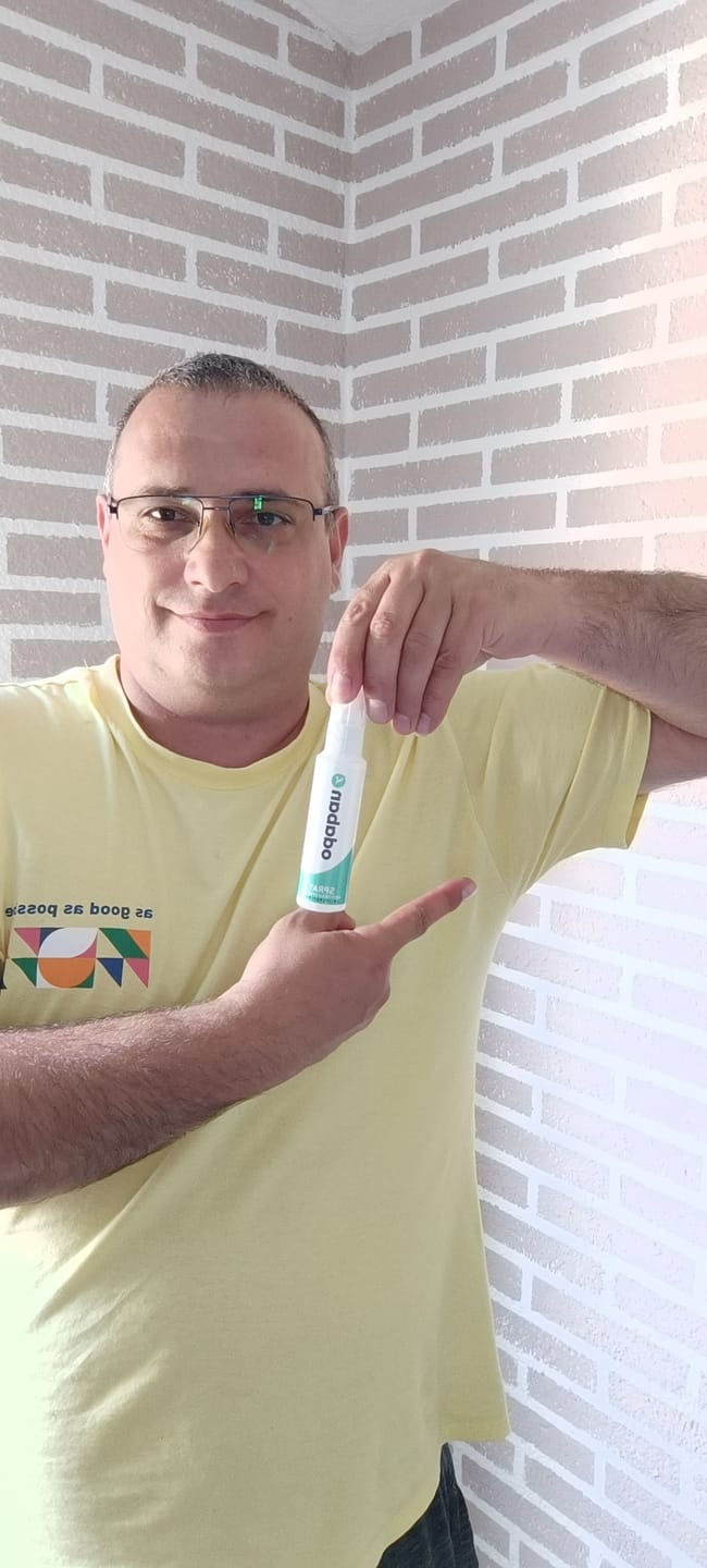 Customer photo review of odaban® antiperspirant + foot and shoe powder set