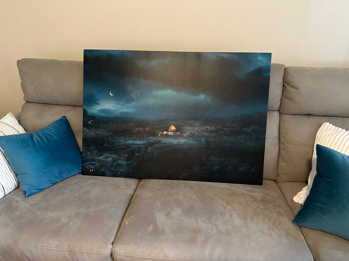 Customer photo review of Masjid Al Aqsa Islamic Wall Art Canvas Printing