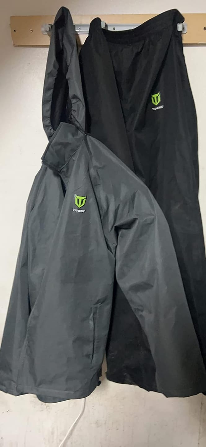 Customer photo review of TideWe Rain Suit, Waterproof Breathable Lightweight Rain Coat & Pant