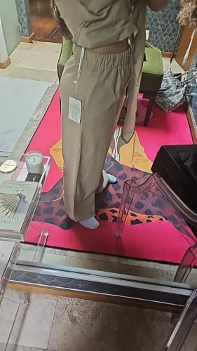 Customer photo review of Sophia | Linen Sleeveless