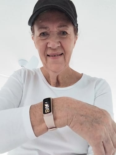 Customer photo review of SmartWare Icon Waterproof Smart Fitness Tracker With Heart Rate