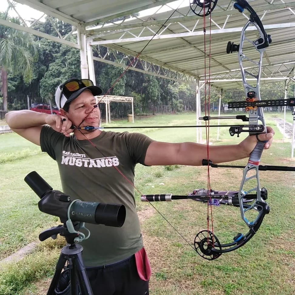 Customer photo review of EDGE Adjustable Offset Mount