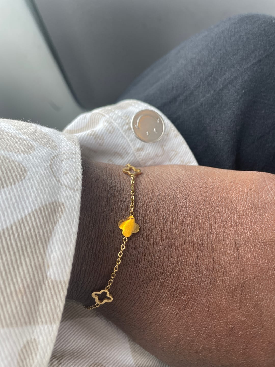 Customer photo review of Clover Armband | 18K vergoldet