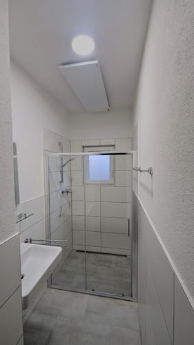 Customer photo review of SONNI Dusche Nischentür Schiebetür mit Rahmen ESG Glastür 100-170cm Höhe 185cm