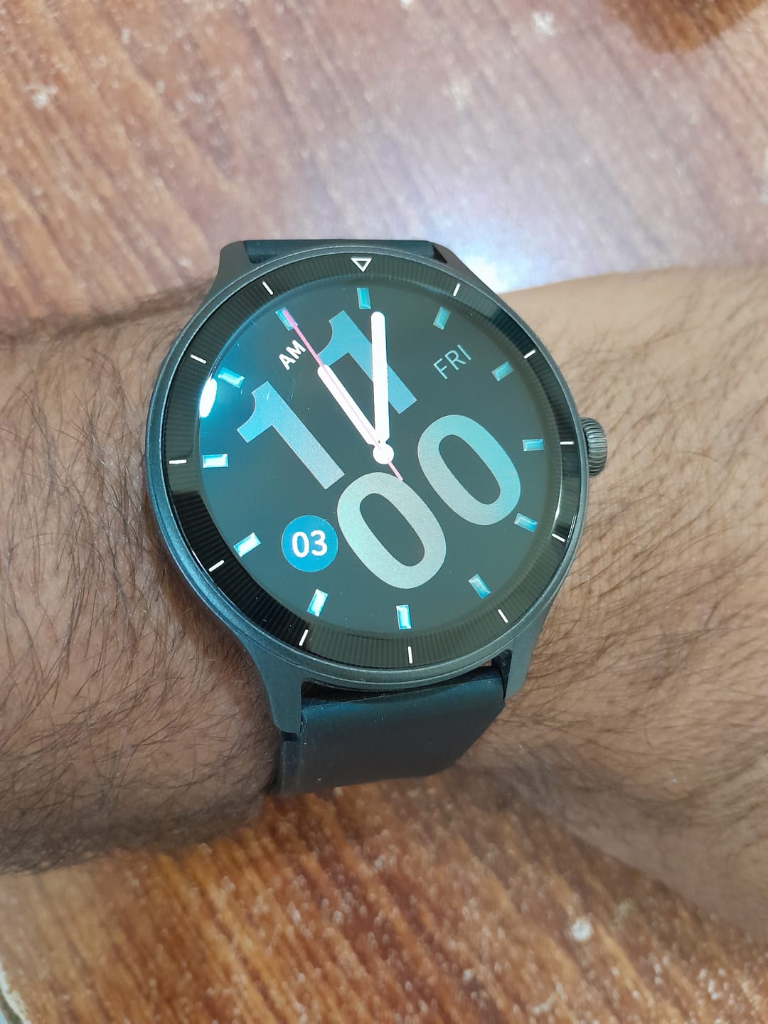 Customer photo review of SVESTON LEGEND SMARTWATCH