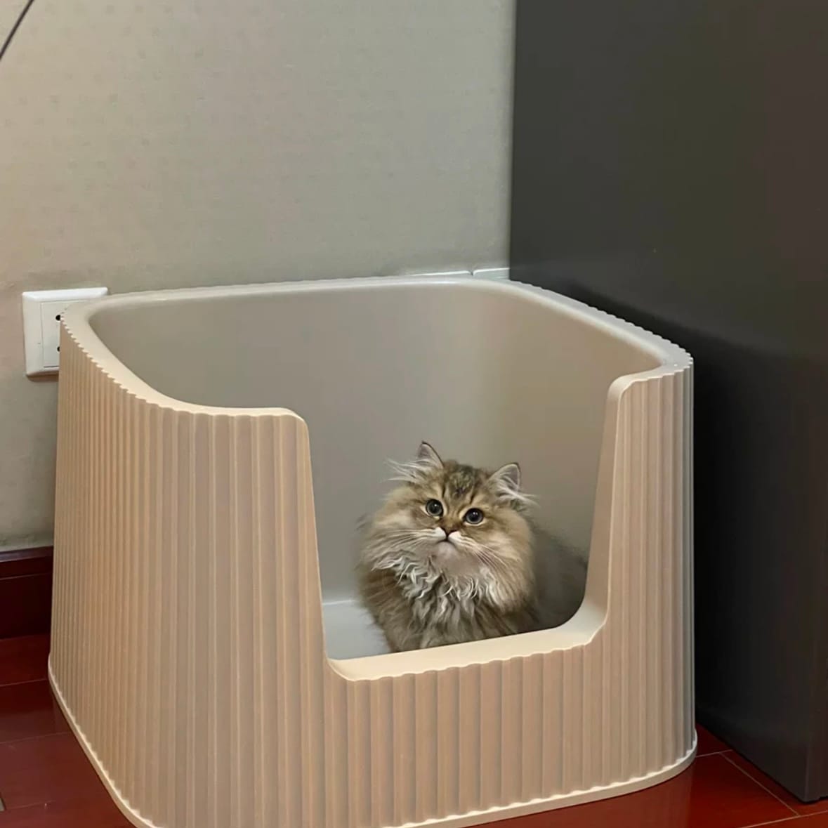 Customer photo review of Michu XXL Coral, BoBa & Sage Deluxe Cat Litter Box - Spacious Design