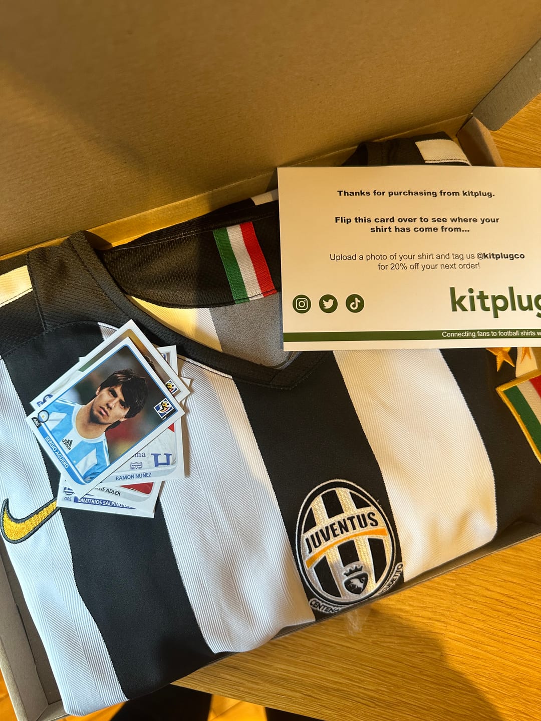 Customer photo review of RETRO Mystery Shirt