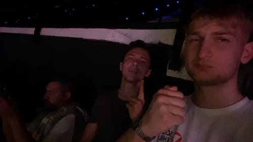 Customer photo review of PROBLEME FLIEHEN STEUERN HINTERZIEHEN T-SHIRT