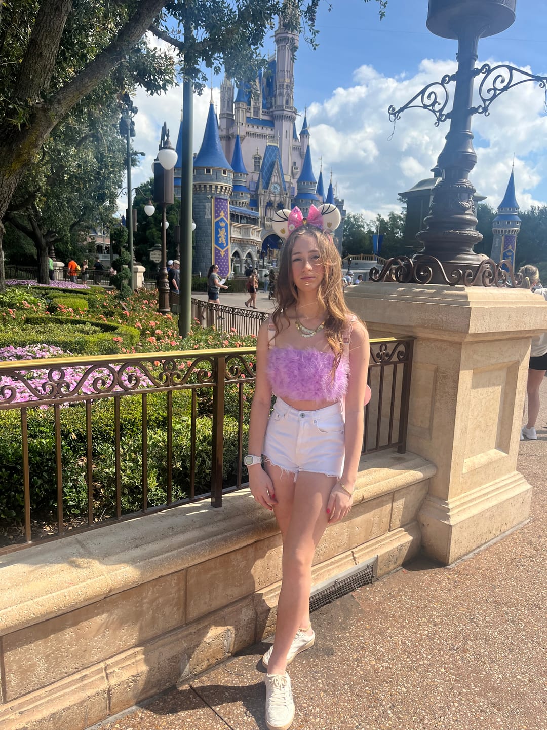 Customer photo review of Daisy Mickey Ears